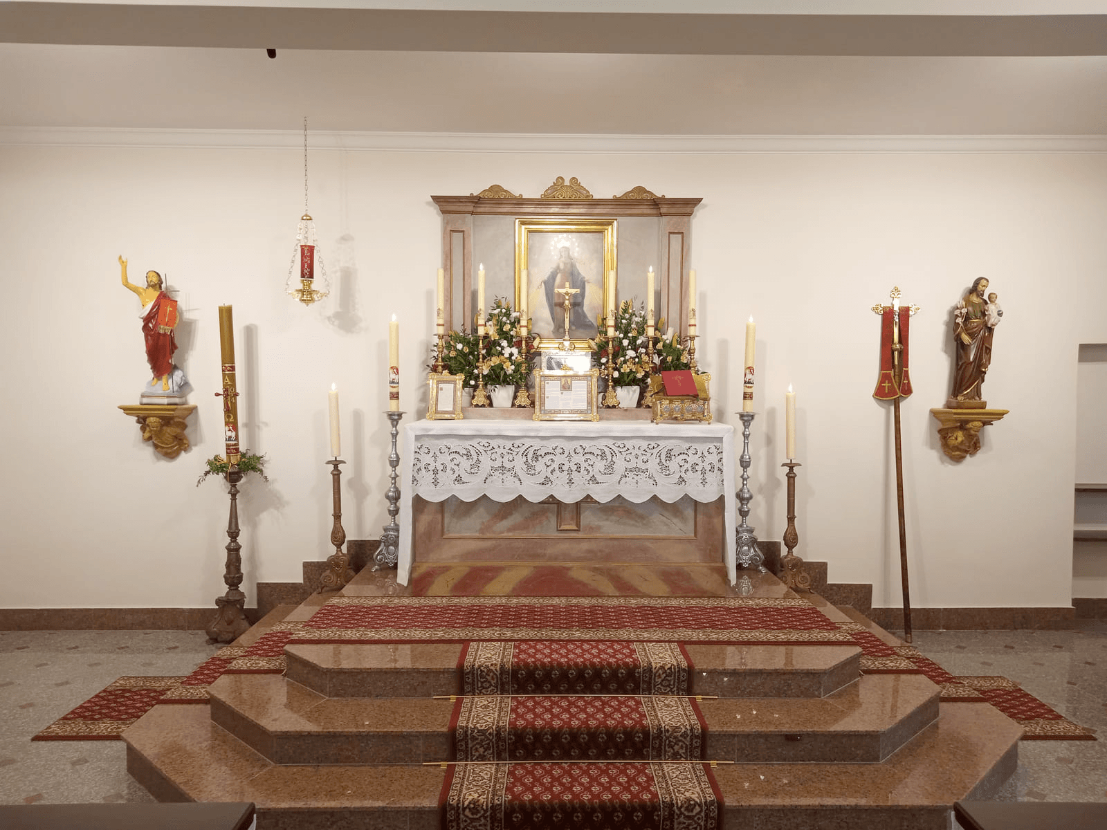 Kaplica pw. Matki Bożej Pośredniczki Wszystkich Łask w Krakowie